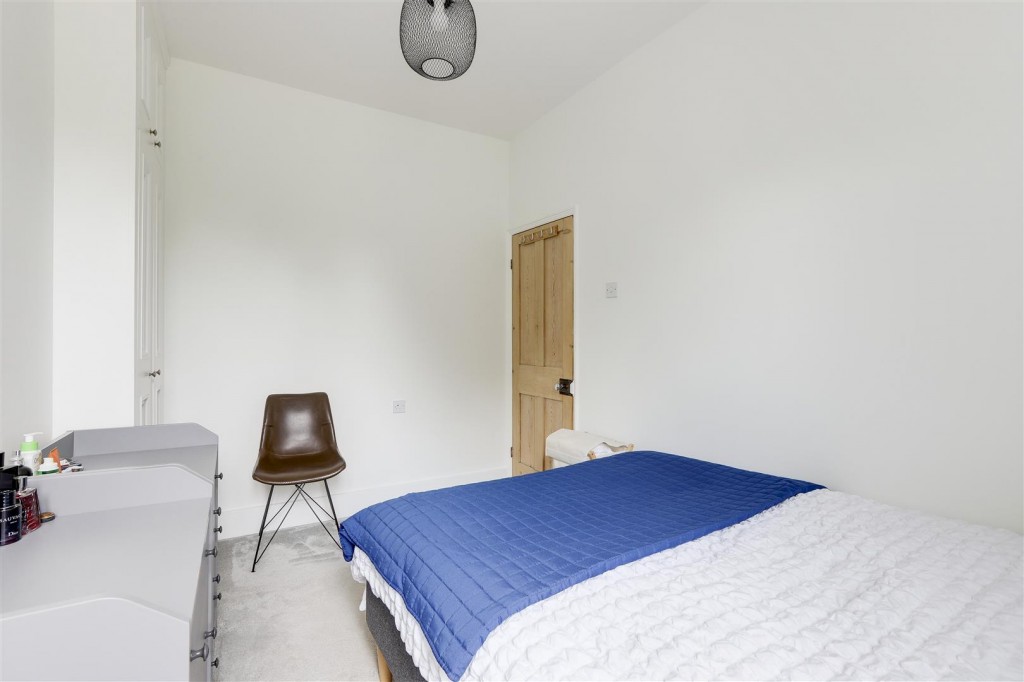 Great Northern Cottages, Hucknall, Nottinghamshire, NG15 8AD