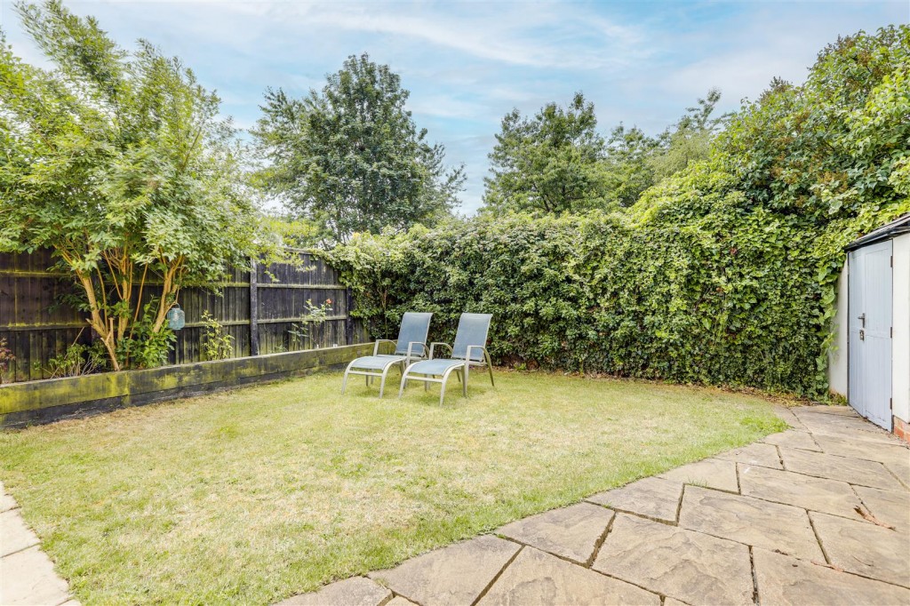 Great Northern Cottages, Hucknall, Nottinghamshire, NG15 8AD