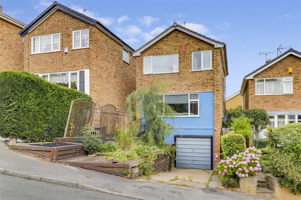 County Road, Gedling, Nottinghamshire, NG4 4JL