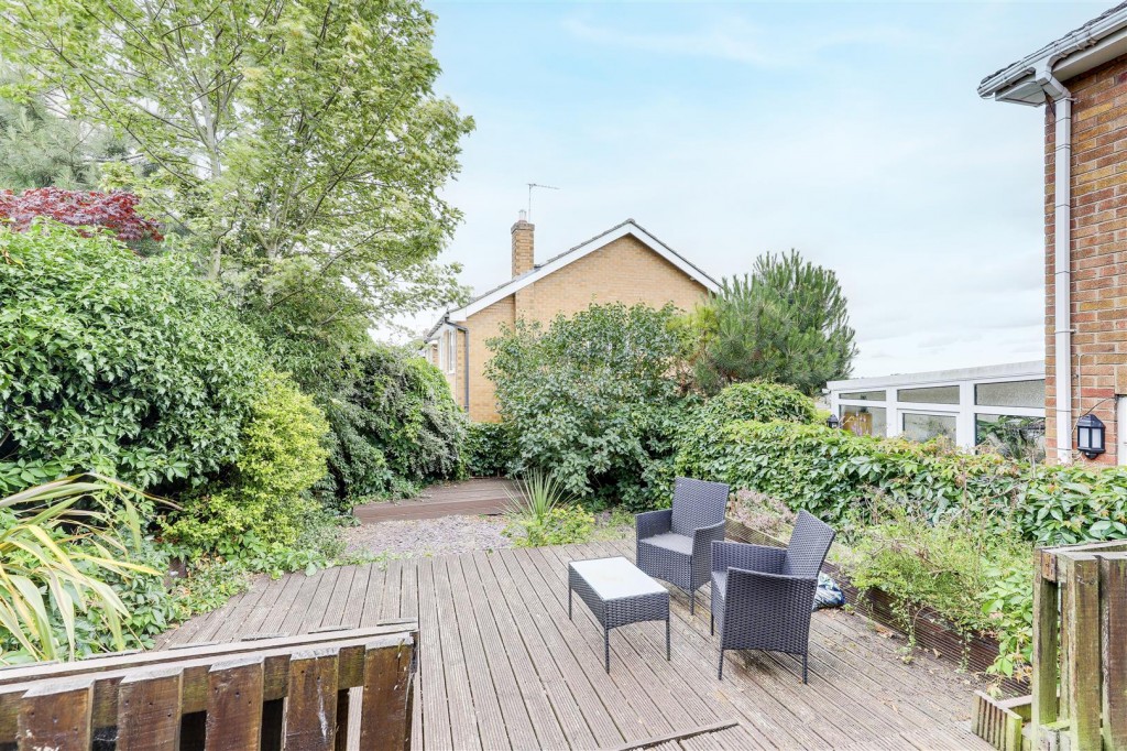 County Road, Gedling, Nottinghamshire, NG4 4JL