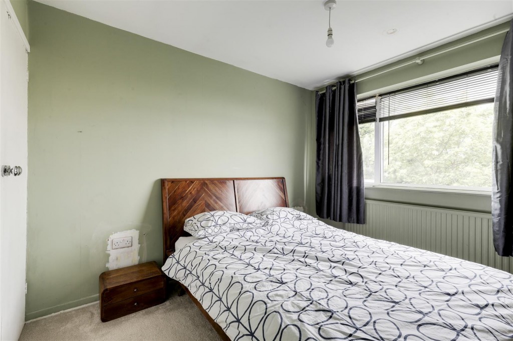 County Road, Gedling, Nottinghamshire, NG4 4JL