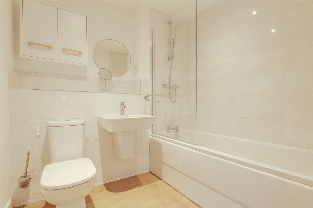 Magpie Crescent, West Bridgford, Nottinghamshire, NG2 7ZJ