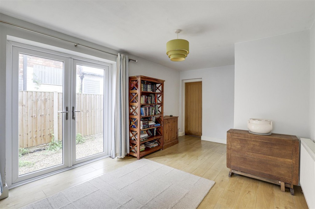 Rushcliffe Avenue, Carlton, Nottinghamshire, NG4 1RQ