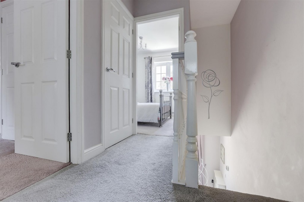 Watnall Road, Hucknall, Nottingham, NG15 6FQ