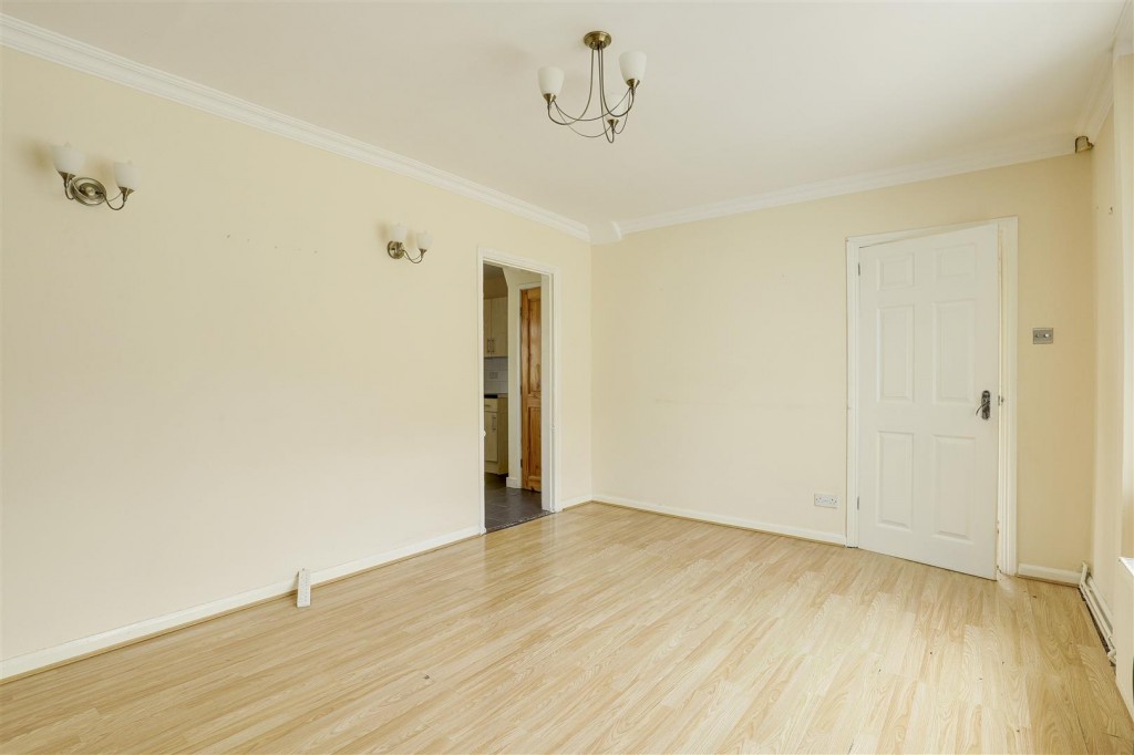 Leybourne Drive, Bestwood, Nottinghamshire, NG5 5GL