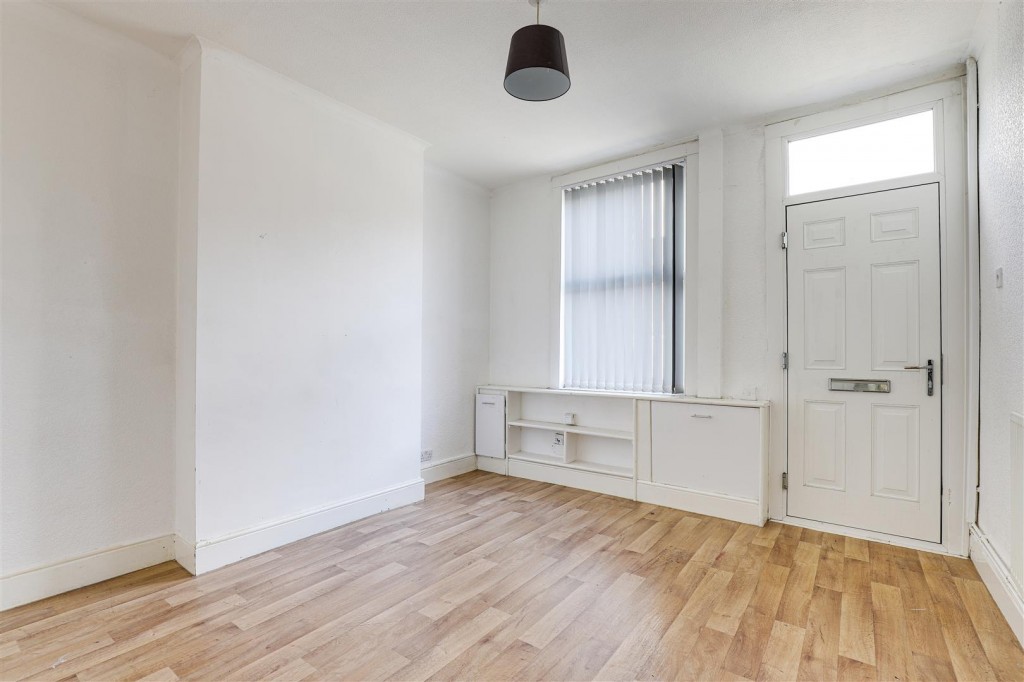 Vernon Road, Basford, Nottinghamshire, NG6 0AT