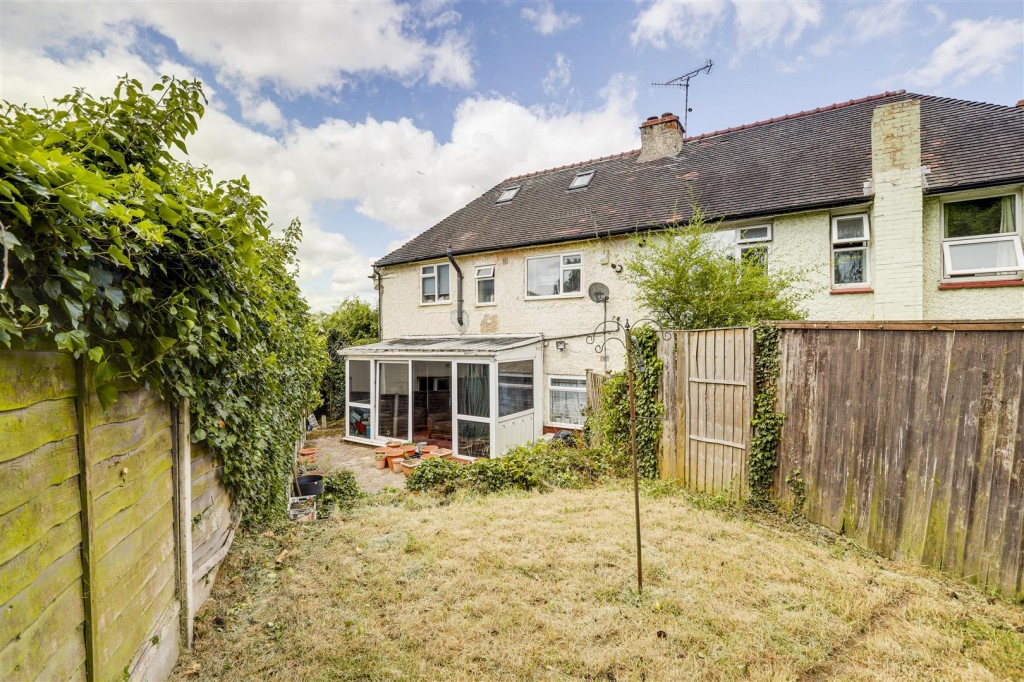 Broad Walk, Nottingham, Nottinghamshire, NG6 0LL