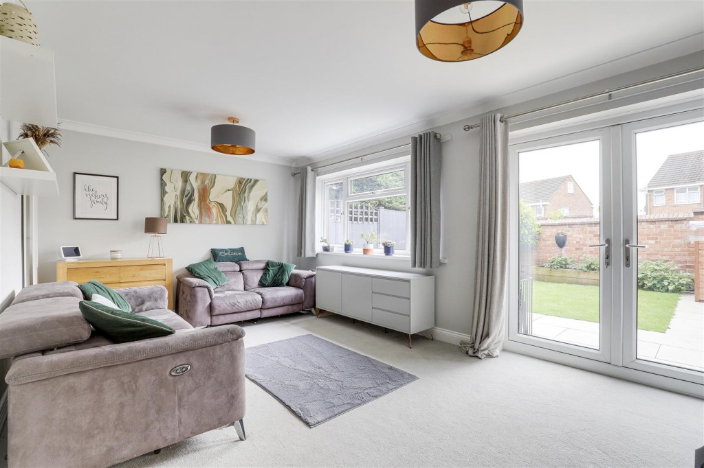 Lorne Grove, Radcliffe-On-Trent, Nottinghamshire, NG12 2FX