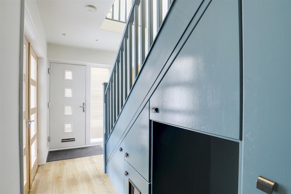 Lorne Grove, Radcliffe-On-Trent, Nottinghamshire, NG12 2FX