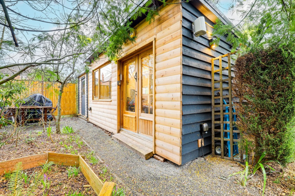 Grandfield Avenue, Radcliffe-On-Trent, NG12