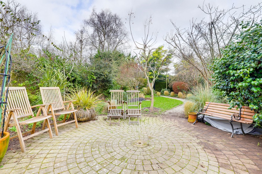 Grandfield Avenue, Radcliffe-On-Trent, NG12