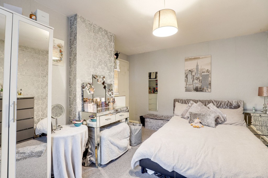 Astrid Gardens, Nottingham, NG5