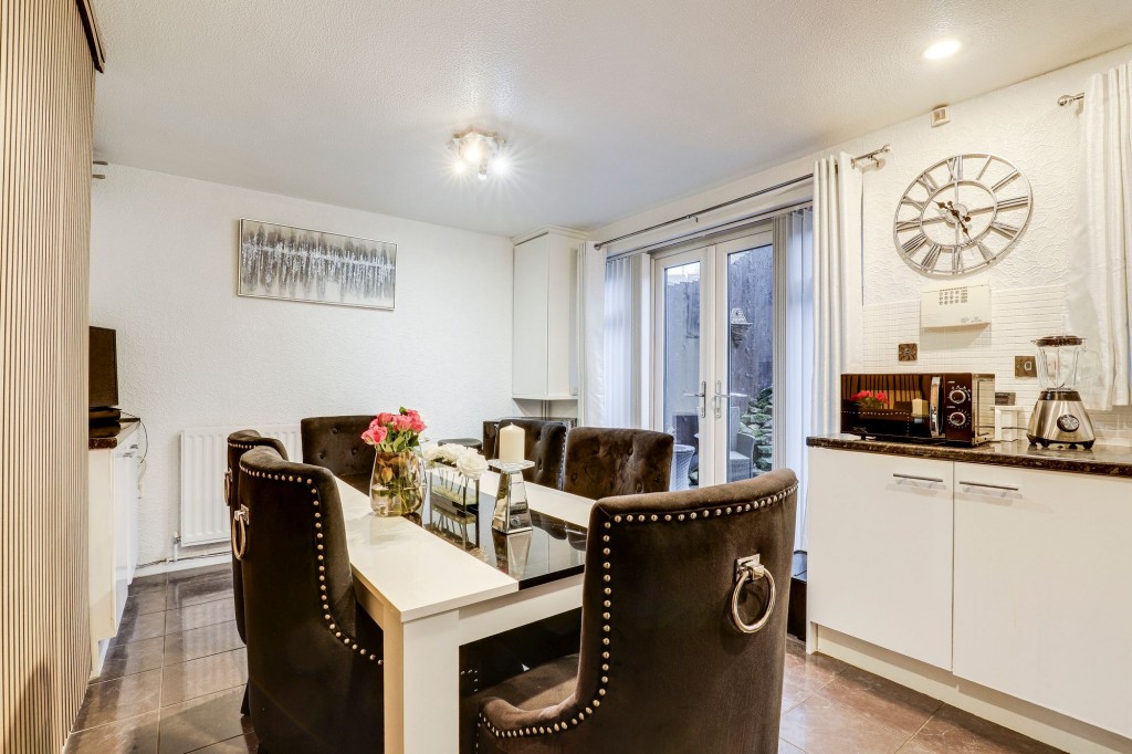 Astrid Gardens, Nottingham, NG5