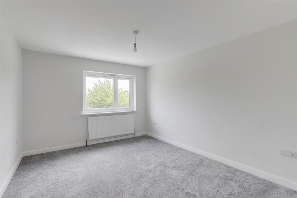 Cokefield Avenue, Nuthall, Nottinghamshire, NG16 1AU