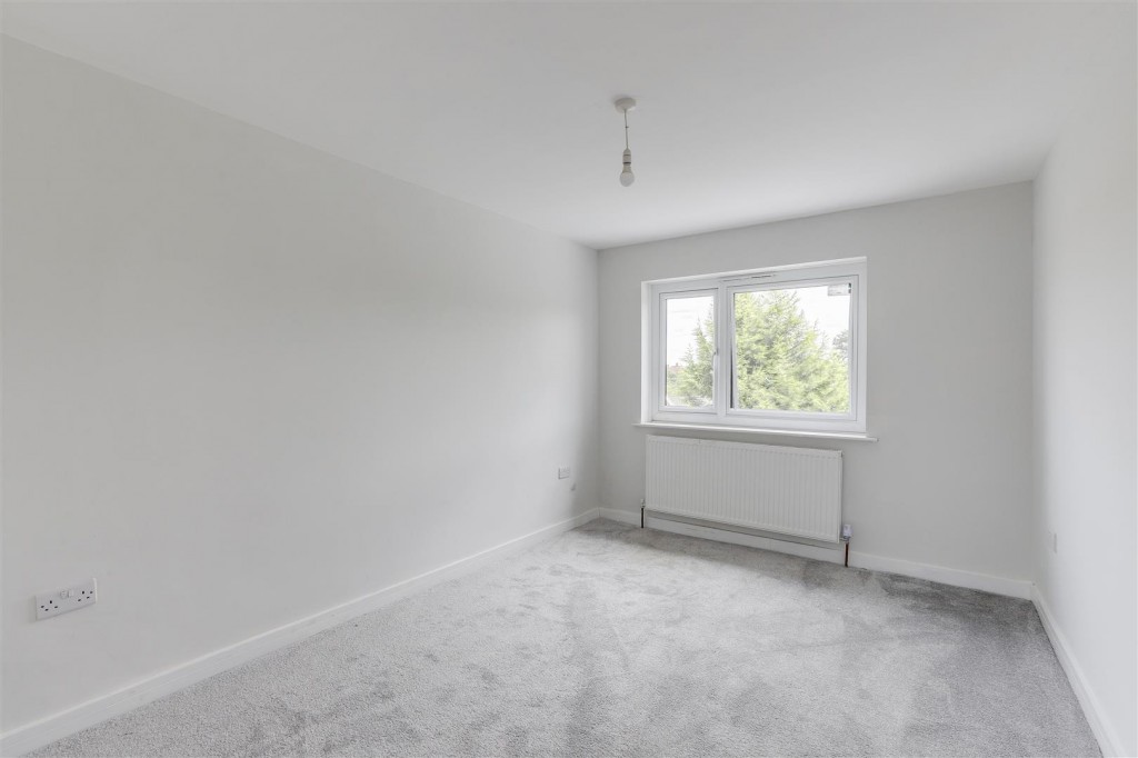 Cokefield Avenue, Nuthall, Nottinghamshire, NG16 1AU