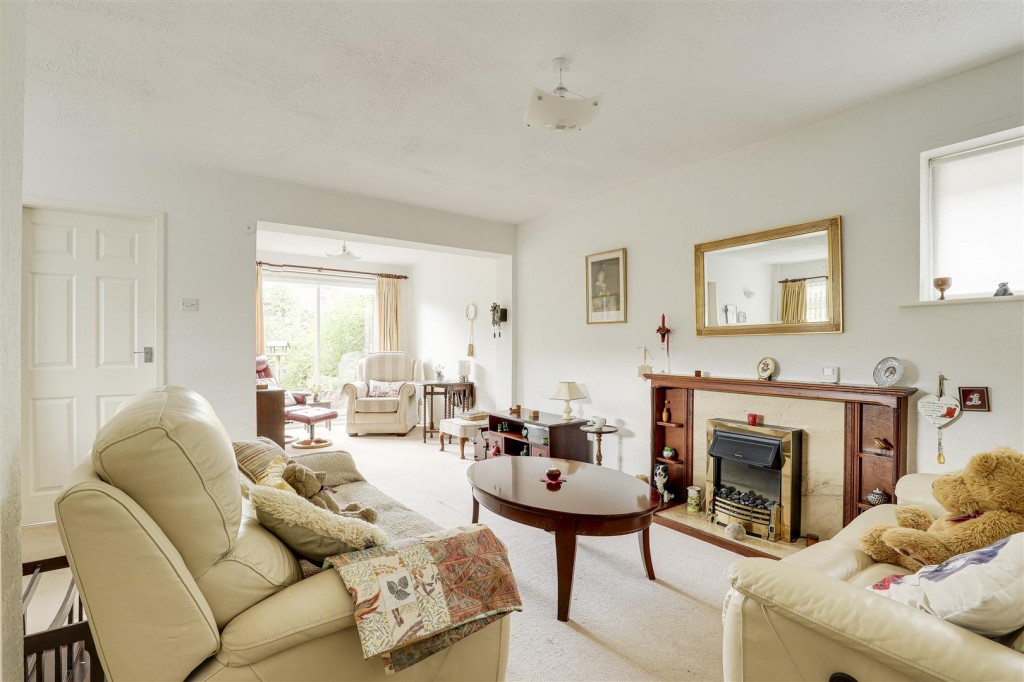 Fairham Close, Ruddington, Nottinghamshire, NG11 6BE