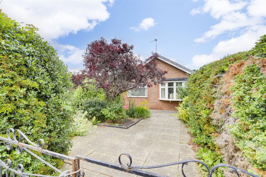 Fairham Close, Ruddington, Nottinghamshire, NG11 6BE