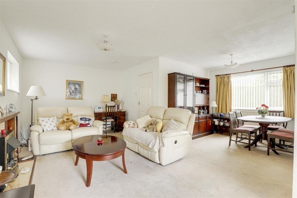 Fairham Close, Ruddington, Nottinghamshire, NG11 6BE