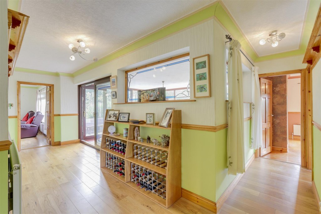 Commonside, Selston, Nottinghamshire, NG16 6FJ