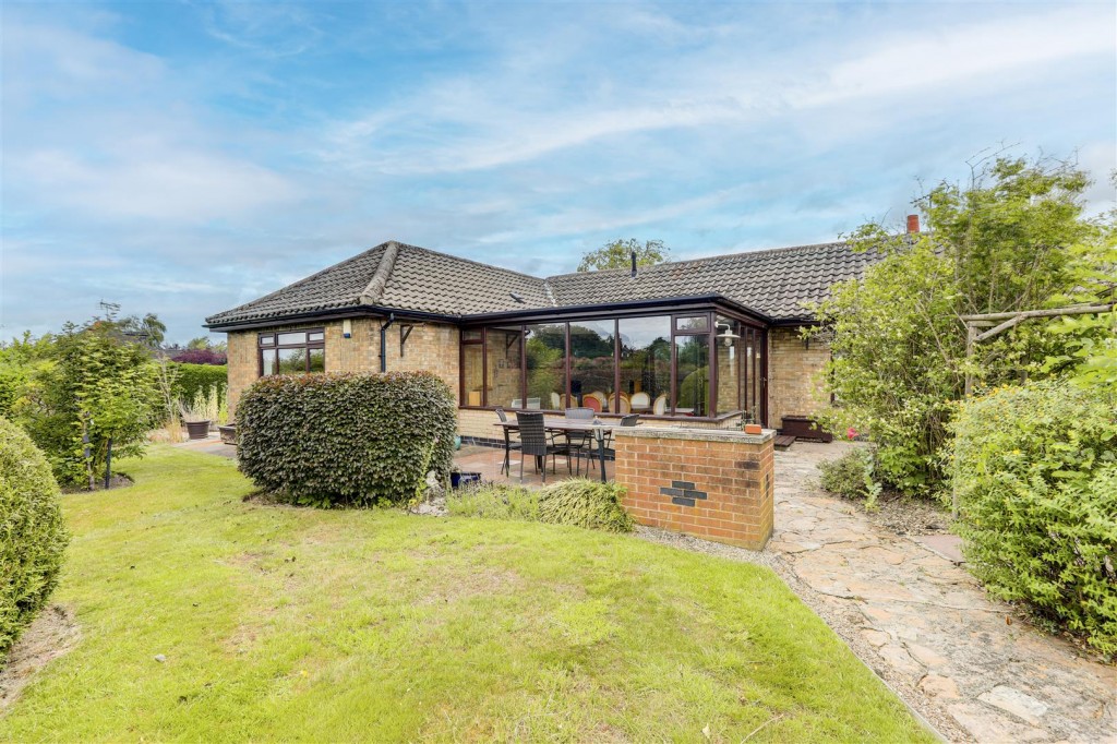 Commonside, Selston, Nottinghamshire, NG16 6FJ