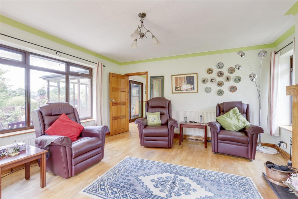 Commonside, Selston, Nottinghamshire, NG16 6FJ