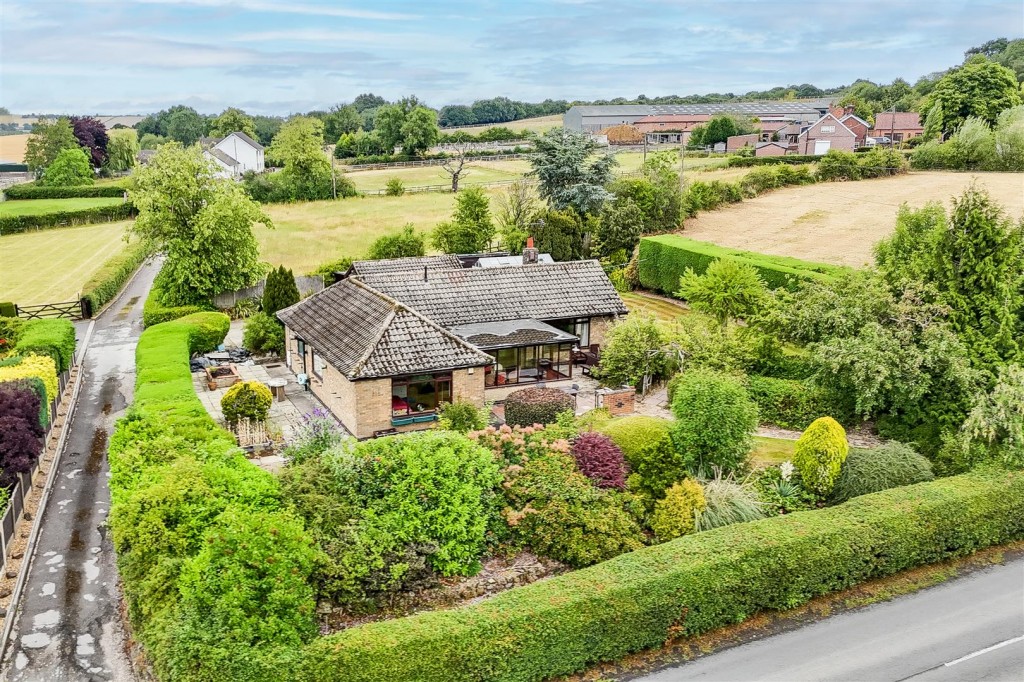Commonside, Selston, Nottinghamshire, NG16 6FJ