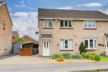 Lynmouth Drive, Ilkeston, Derbyshire, DE7 9HN
