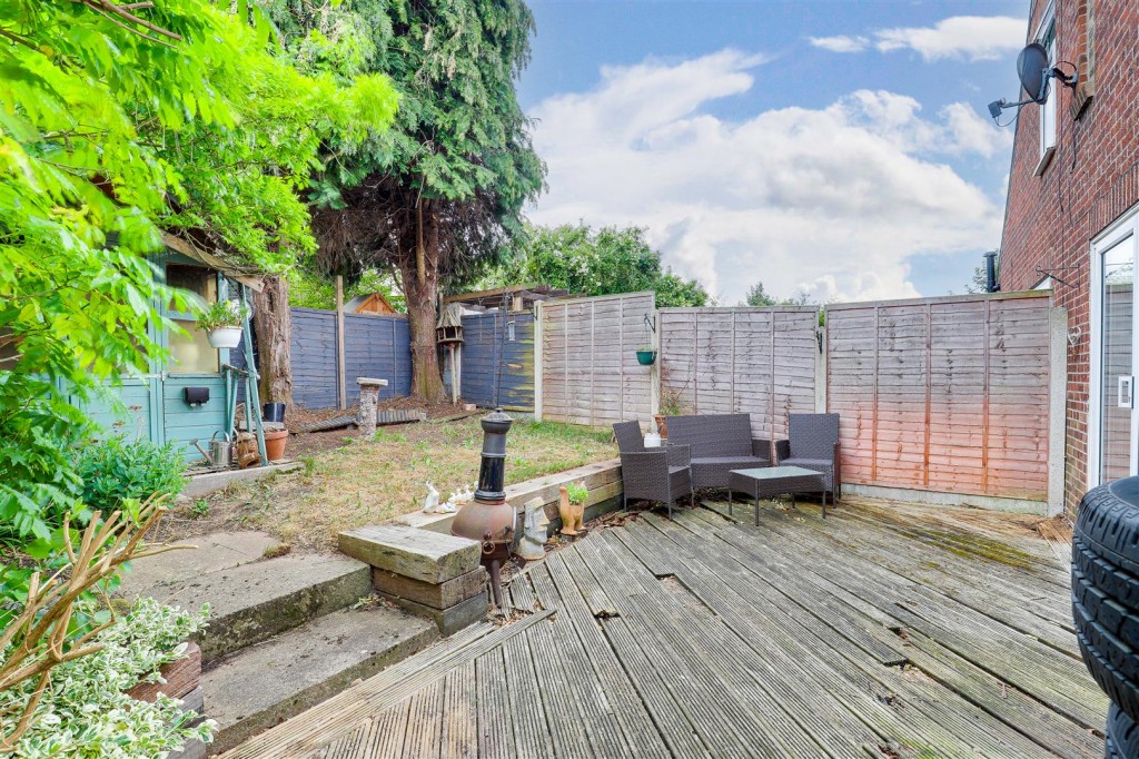 Oakfield Road, Stapleford, Nottinghamshire, NG9 8FF