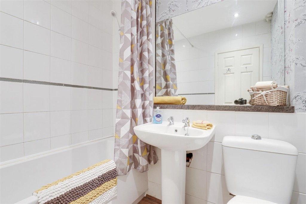 Oakfield Road, Stapleford, Nottinghamshire, NG9 8FF