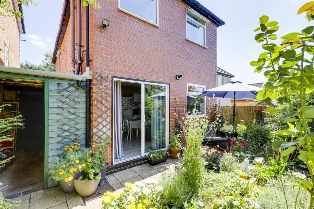 Skithorne Rise, Lowdham, Nottinghamshire, NG14 7AQ