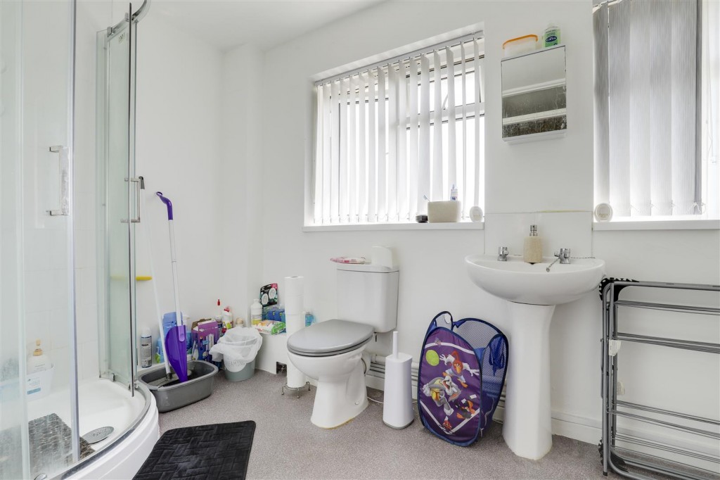 Langen Court, Long Eaton, Derbyshire, NG10 1GD