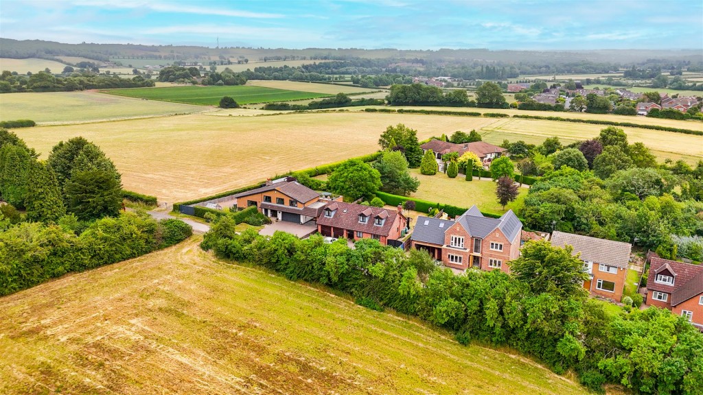 Roe Hill, Woodborough, Nottinghamshire, NG14 6DS