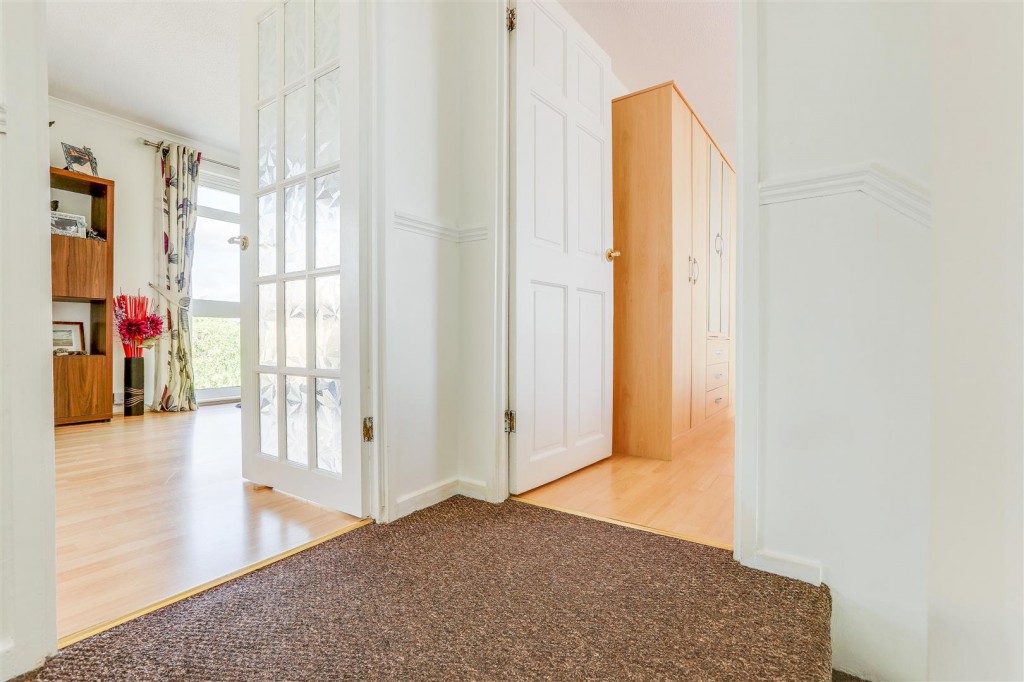 Balmoral Grove, Hucknall, Nottinghamshire, NG15 8ES
