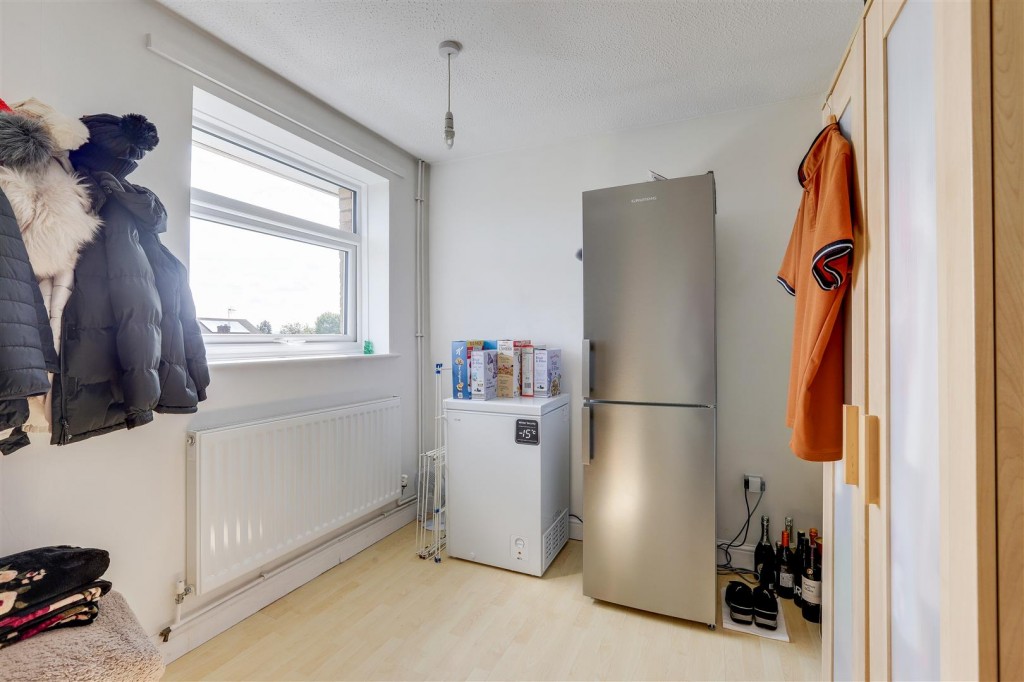 Balmoral Grove, Hucknall, Nottinghamshire, NG15 8ES