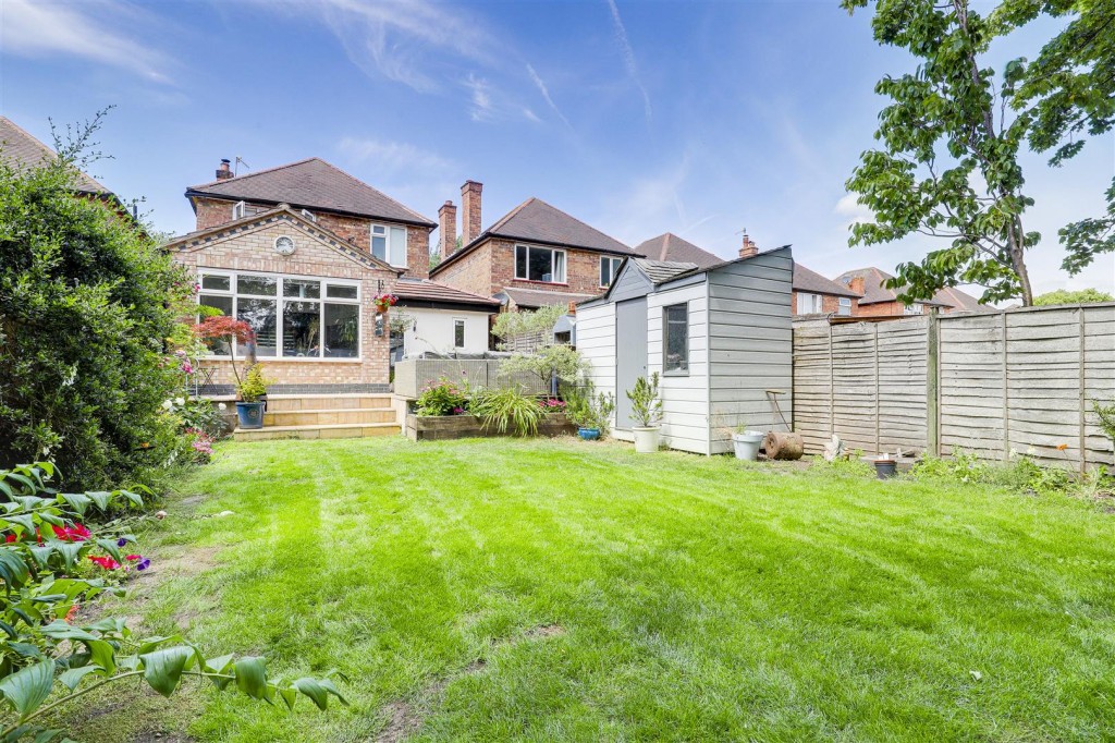 15 Grassington Road, Aspley, Nottinghamshire, NG8 3PA