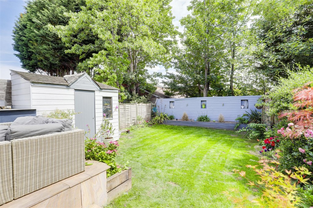 15 Grassington Road, Aspley, Nottinghamshire, NG8 3PA