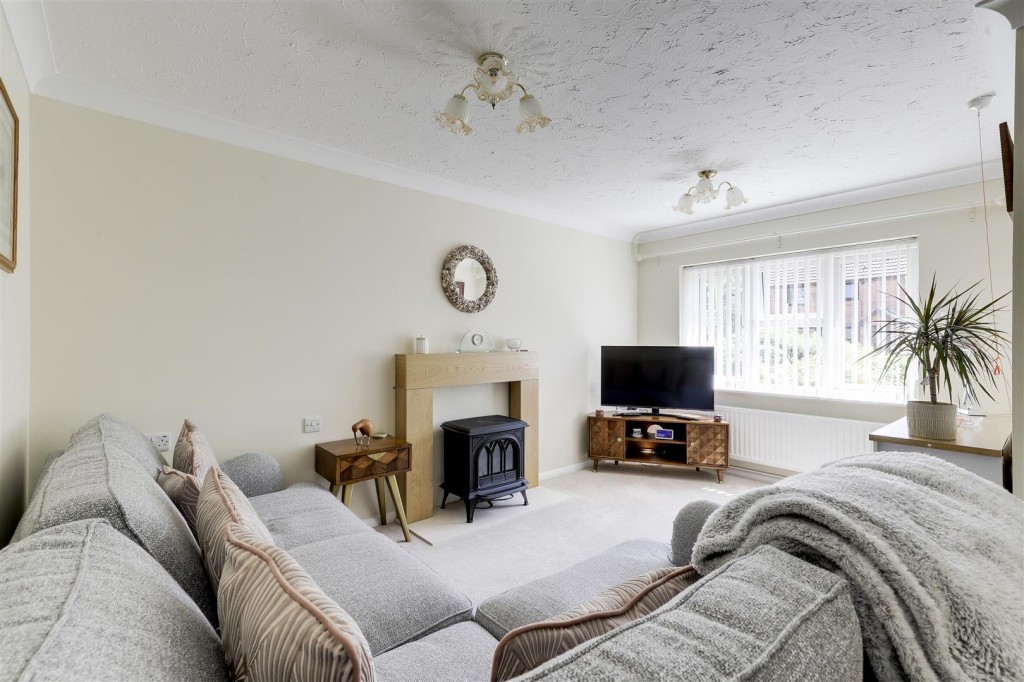 Kingfishers Court, West Bridgford, Nottinghamshire, NG2 6QF