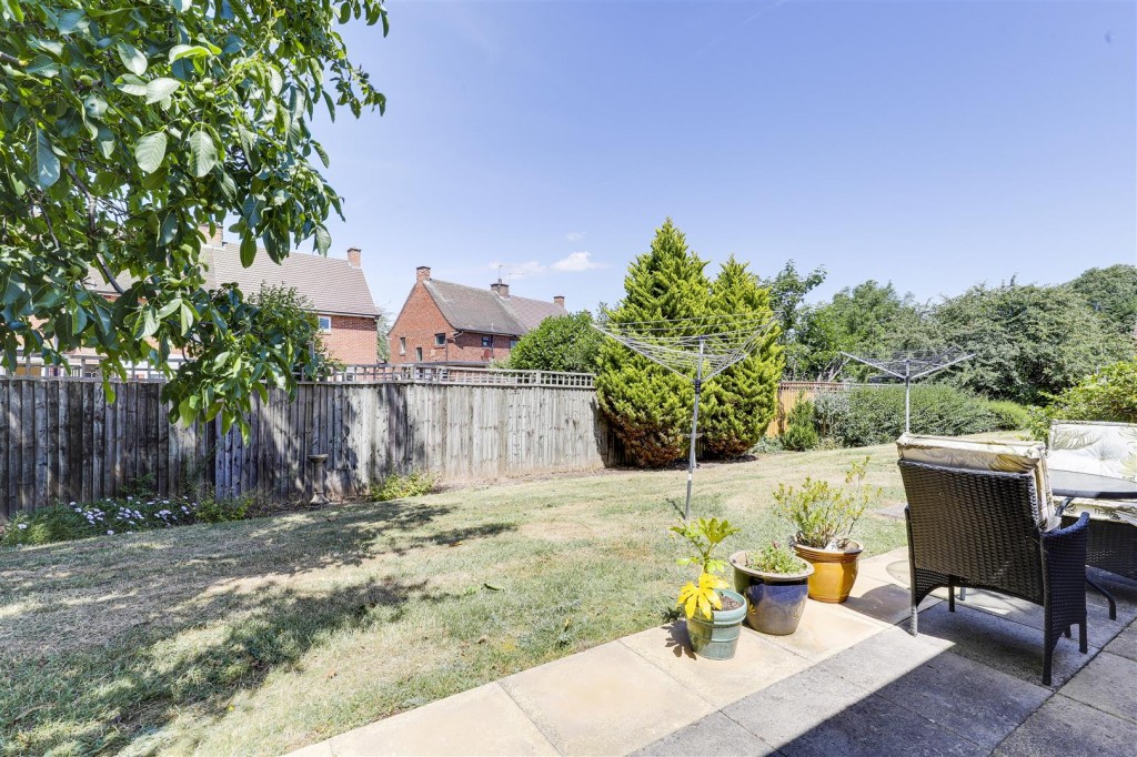 Kingfishers Court, West Bridgford, Nottinghamshire, NG2 6QF