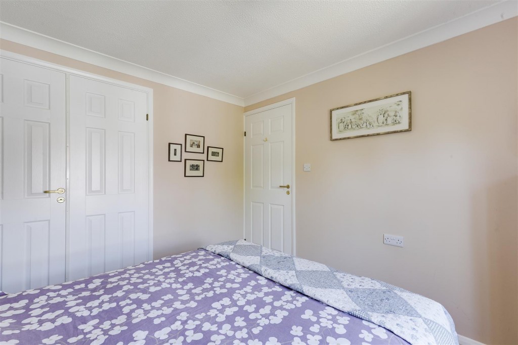 Kingfishers Court, West Bridgford, Nottinghamshire, NG2 6QF