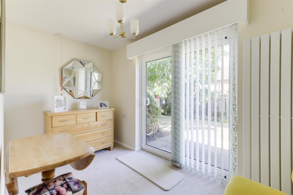 Kingfishers Court, West Bridgford, Nottinghamshire, NG2 6QF