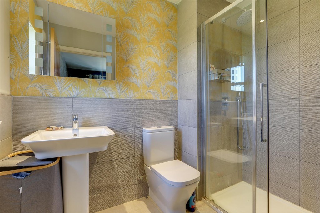 Hartland Drive, Mapperley, Nottinghamshire, NG3 5UZ