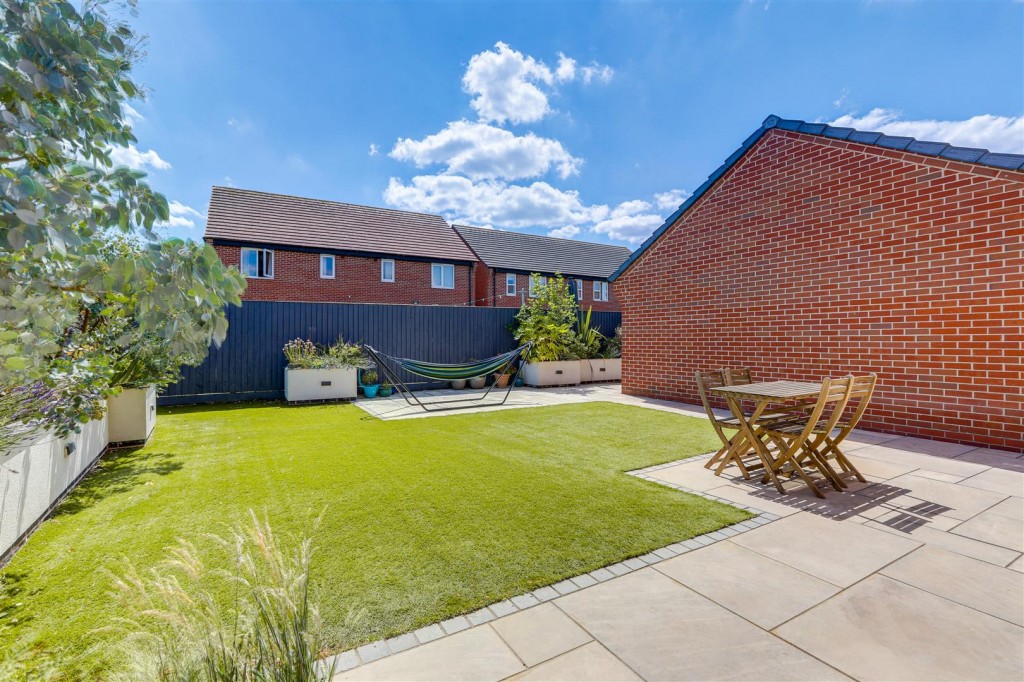 Hartland Drive, Mapperley, Nottinghamshire, NG3 5UZ