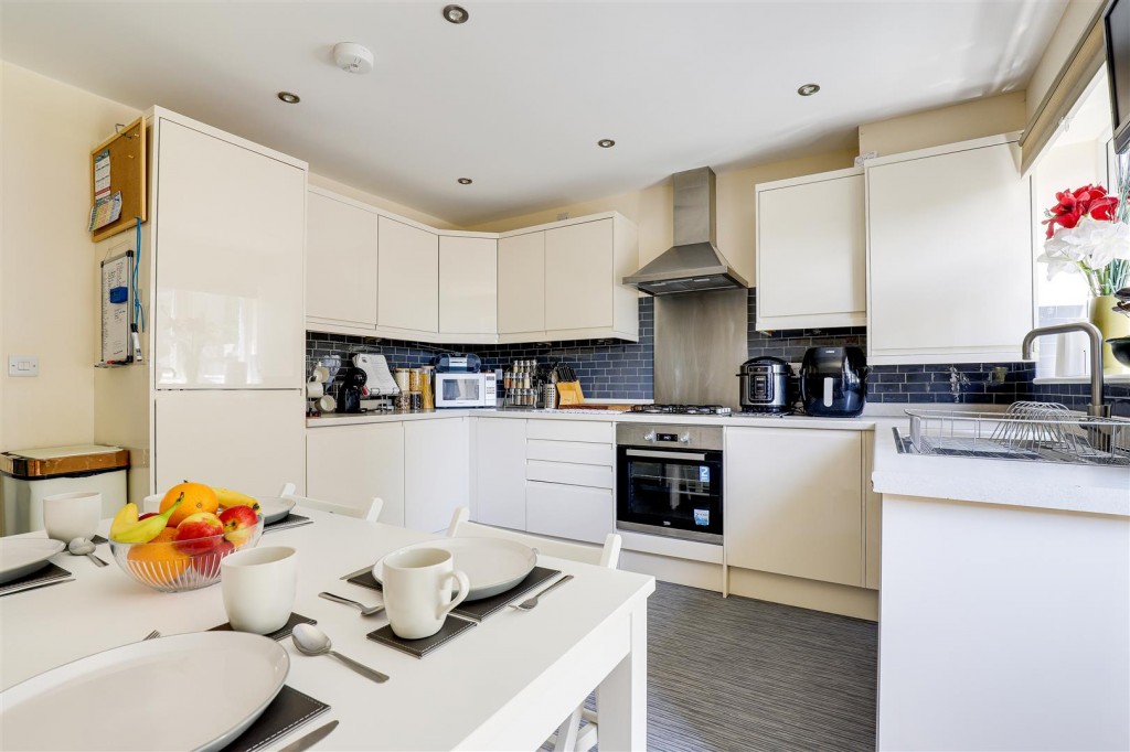 Poets Close, Hucknall, Nottinghamshire, NG15 6WF