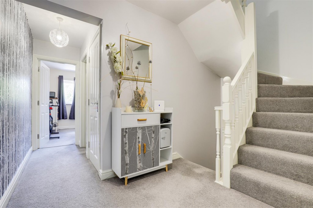 Poets Close, Hucknall, Nottinghamshire, NG15 6WF
