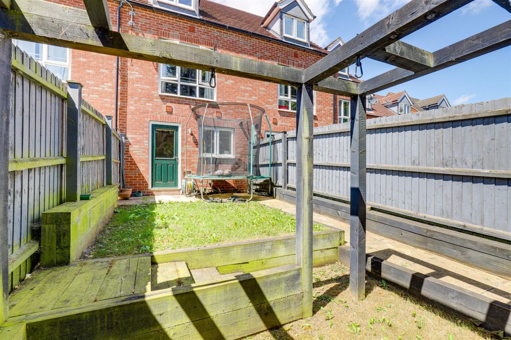 Poets Close, Hucknall, Nottinghamshire, NG15 6WF