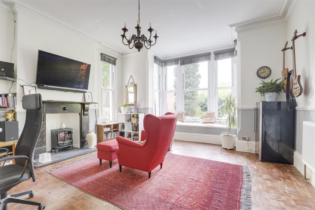 Victoria Crescent, Sherwood, Nottinghamshire, NG5 4DA