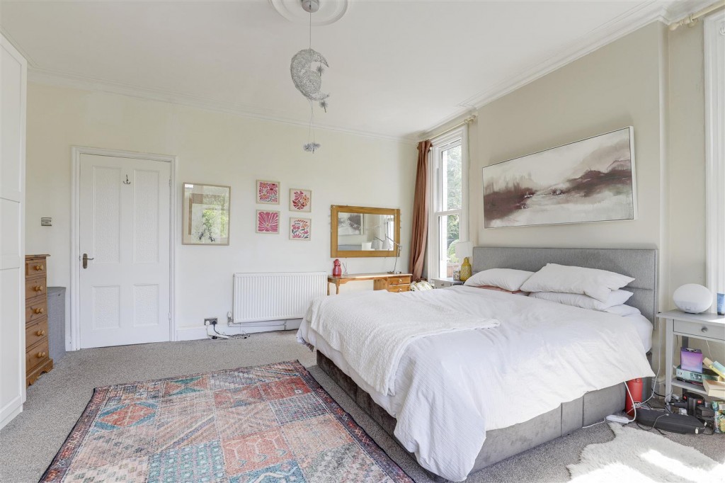 Victoria Crescent, Sherwood, Nottinghamshire, NG5 4DA