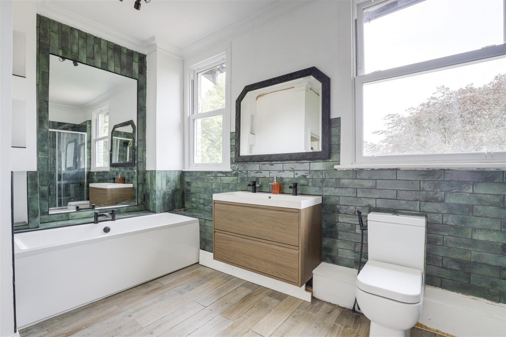 Victoria Crescent, Sherwood, Nottinghamshire, NG5 4DA