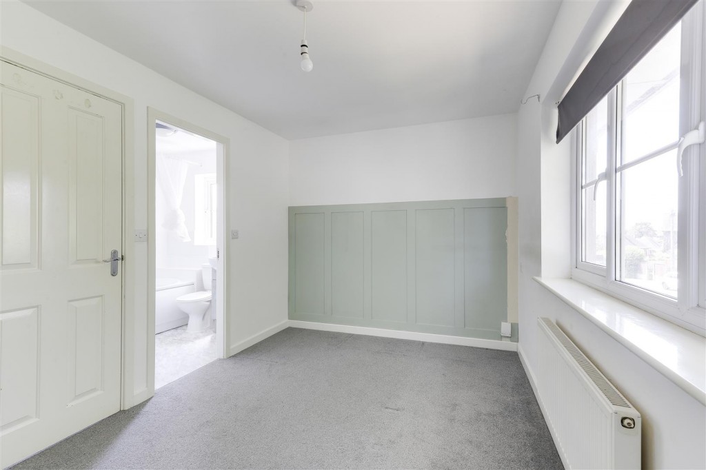 Gainsford Crescent, Bestwood, Nottinghamshire, NG5 5HT