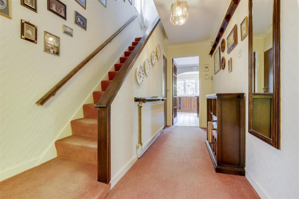 St. Marys Way, Hucknall, Nottinghamshire, NG15 7DL